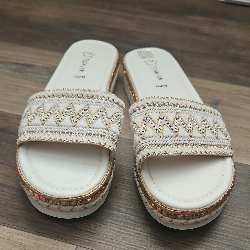 SHEIN White and Gold Sandals with Woven Strap
